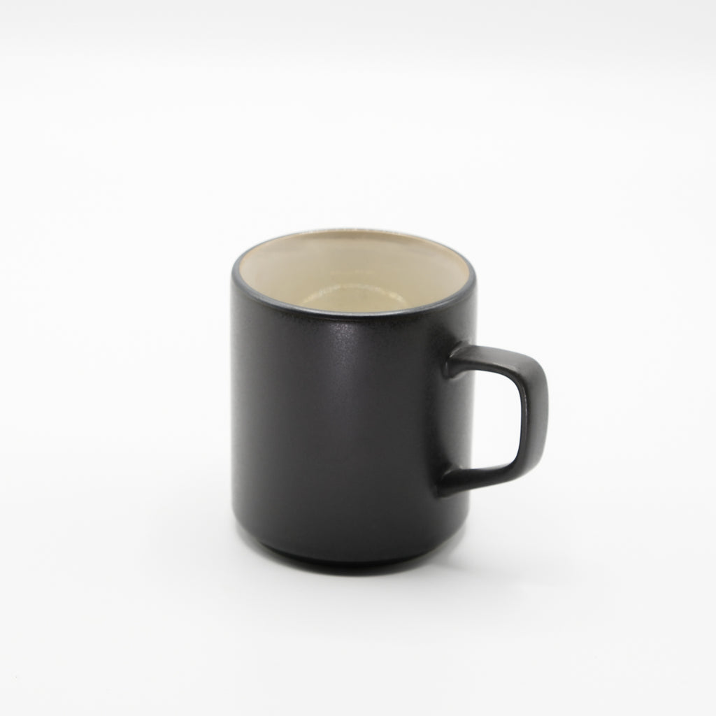 Black + pearl mug