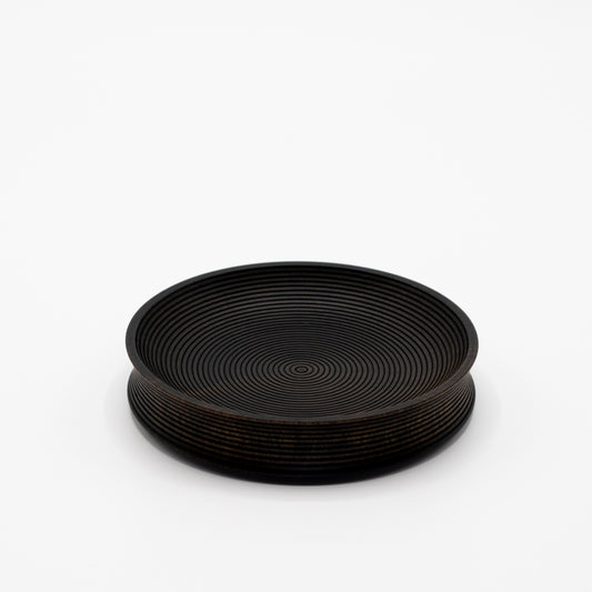 Petite assiette plate en bois TURARI つらり Noire