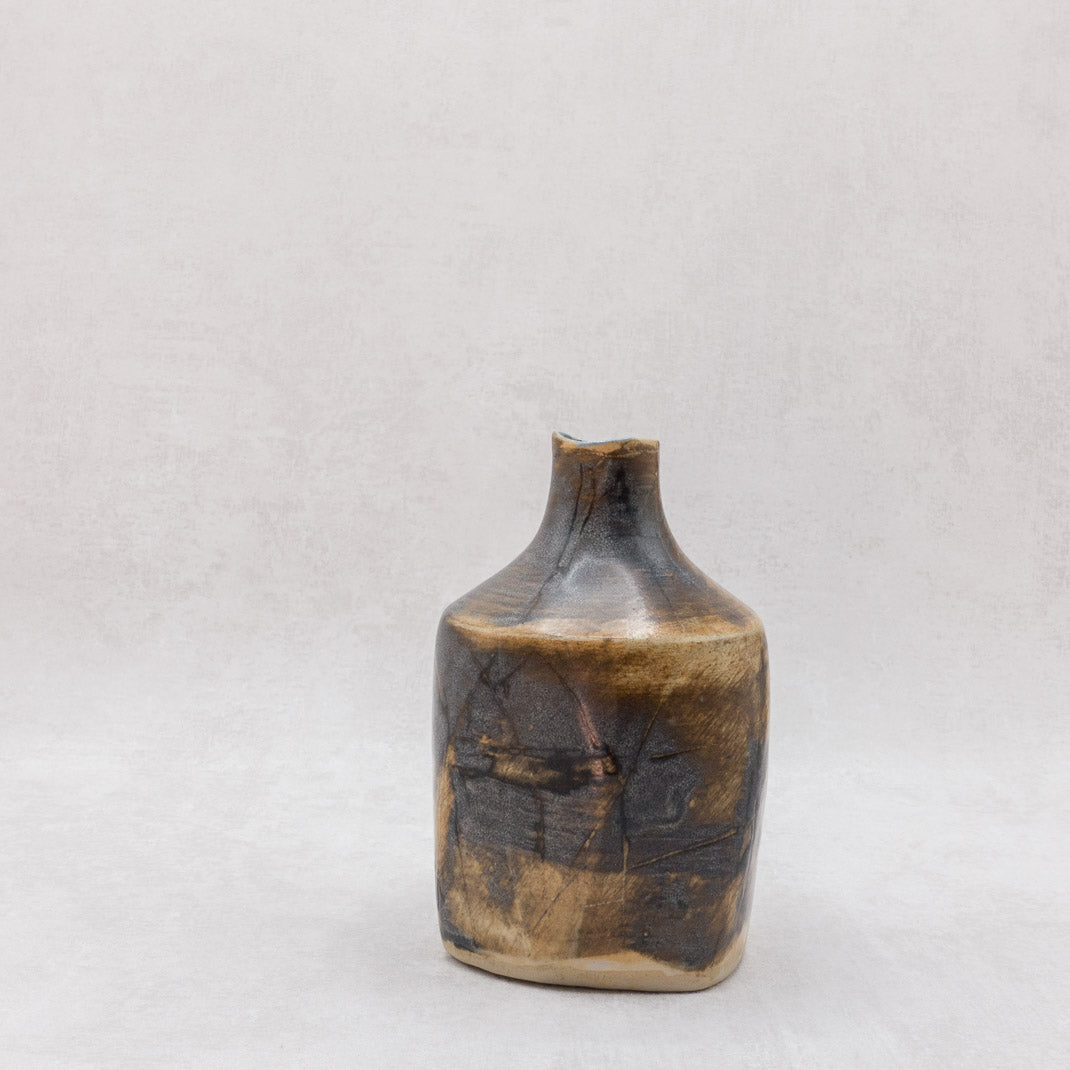 Petit vase Ainezu 藍鼠, pièce unique